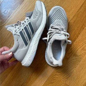 Adidas Ultra Boost Gray Sneakers Womens Size 8